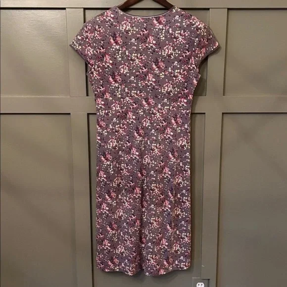 Boden Stretch Jersey Suplice Faux Wrap Dress Purple Floral V-Neck Size 6 - Picture 4 of 6